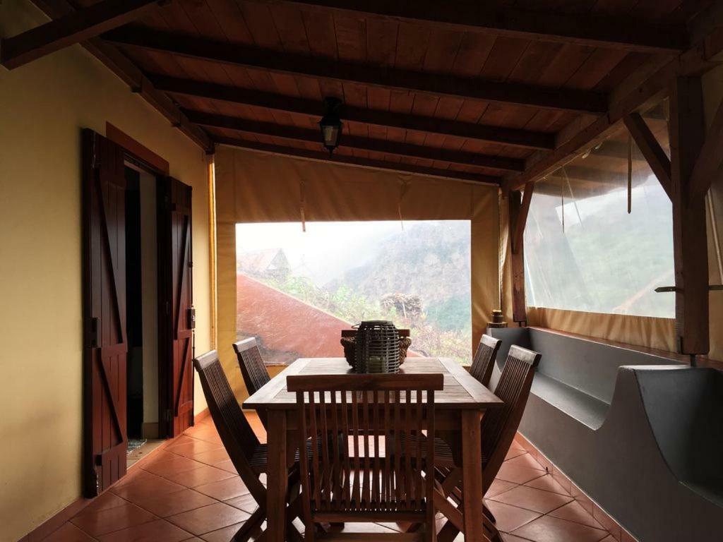 Villa Casa D'Olivia à Porto Da Cruz Extérieur photo